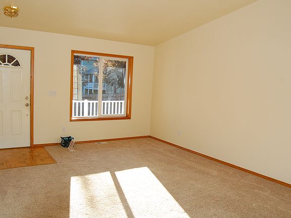 3rd image of 4226 Covey St SE