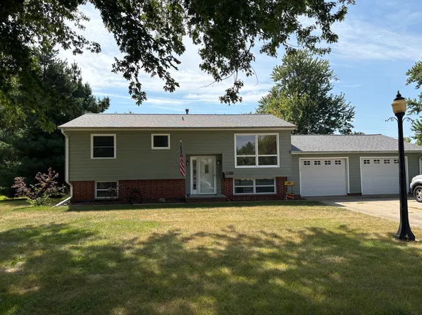104 8th Ave, Slater, IA 50244