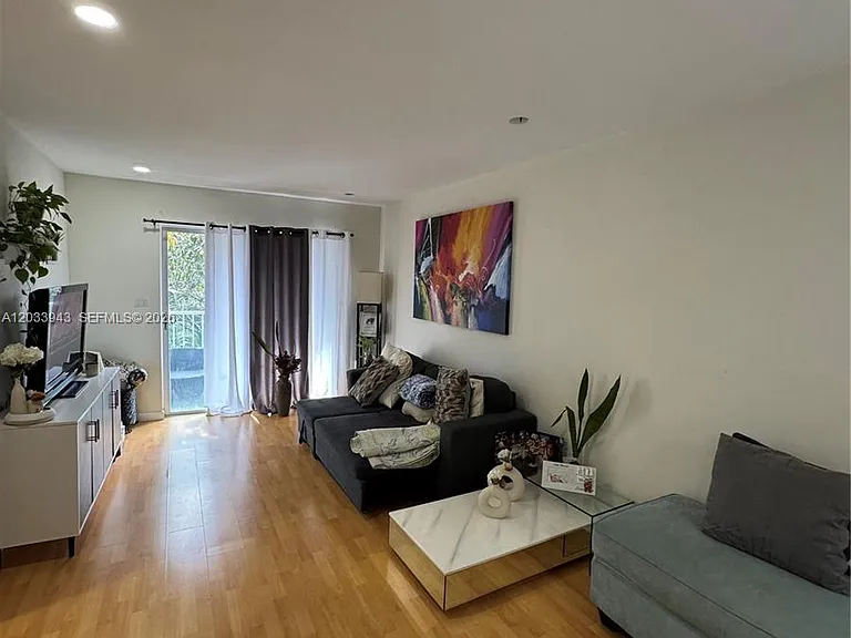 645 NE 121st St #304 — Photo 3