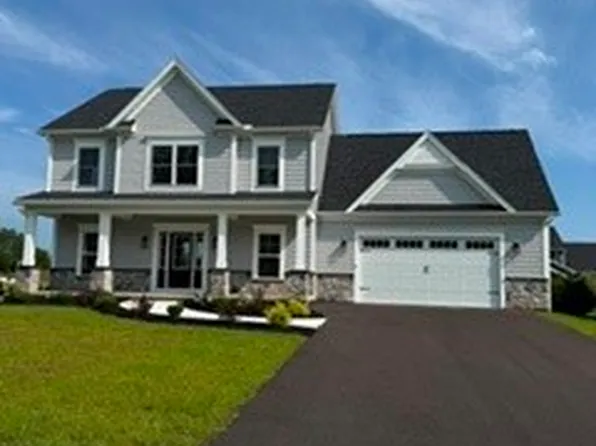767 N Old Country Rd, Greece, NY 14612