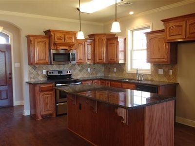 303 Hedge Hill Cv, Calhoun, LA, 71225