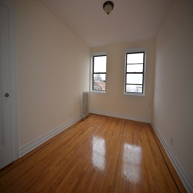 1st image of 201 E 89th St APT 2A