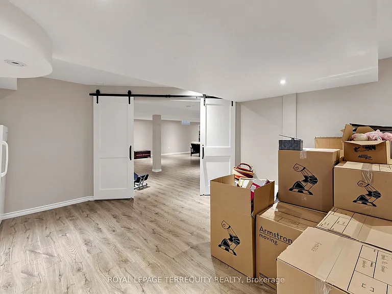 12 Ballantyne Dr — Photo 45