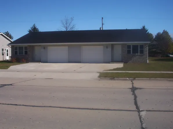 713-715 Columbus St, Two Rivers, WI 54241