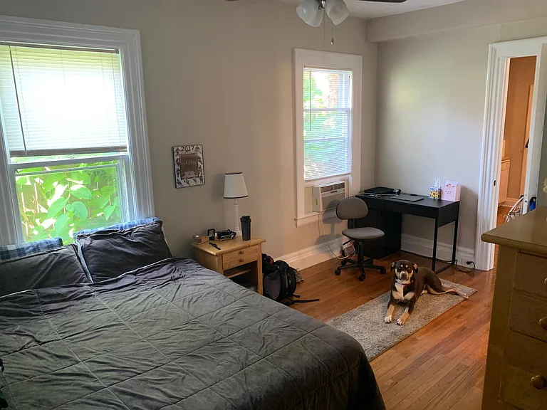 361 W Utica St — Photo 10