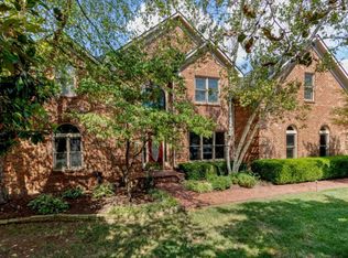 2433 Olde Bridge Ln, Lexington, KY 40513