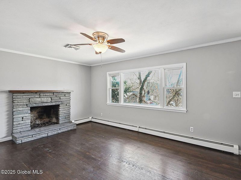5th image of 2 Reed Place