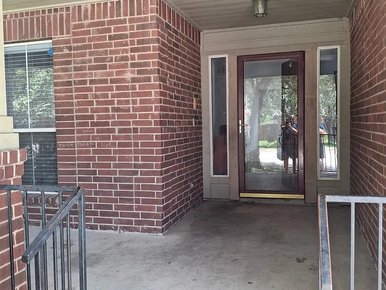 9427 Anderson Way — Photo 10