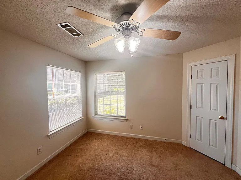 4374 Crepe Myrtle Ct #A — Photo 21