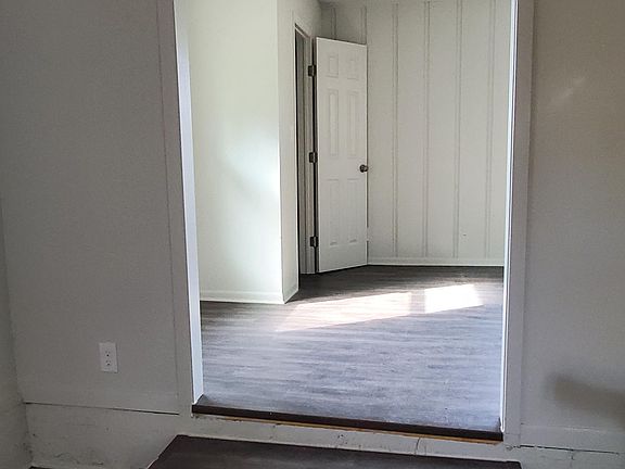 2nd image of 4210A Memorial Dr #A