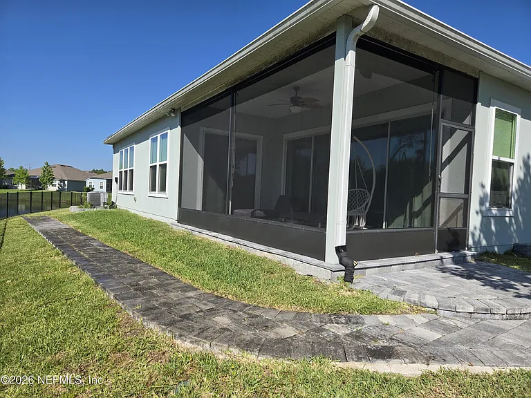 375 Great Lakes Ct — Photo 43