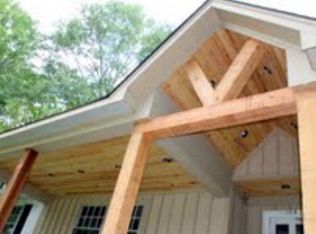 103 Douglas Dr, Oxford, MS 38655