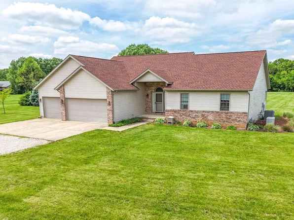 23130 Grist Mill Ln, Athens, IL 62613