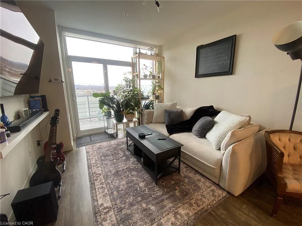 1 bed, 1.0 bath, 574 sqft, $2,200 — Photo 4