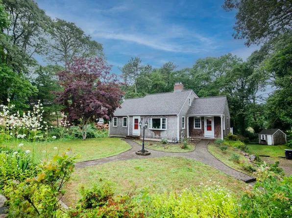 203 Bog Pond Road, Brewster, MA 02631