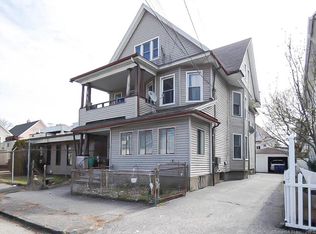 22 Evergreen St, Bridgeport, CT 06606