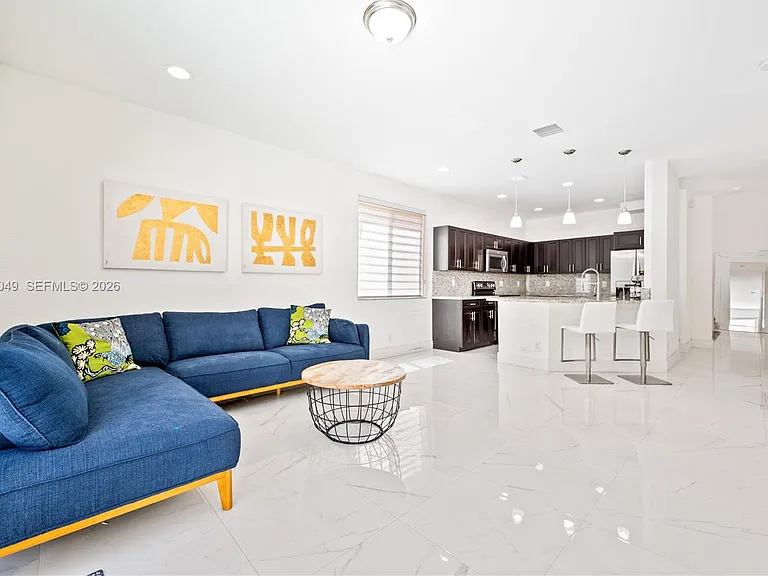 445 Conservation Dr — Photo 8