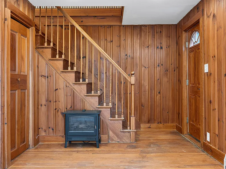 464 Gray Rd — Photo 12