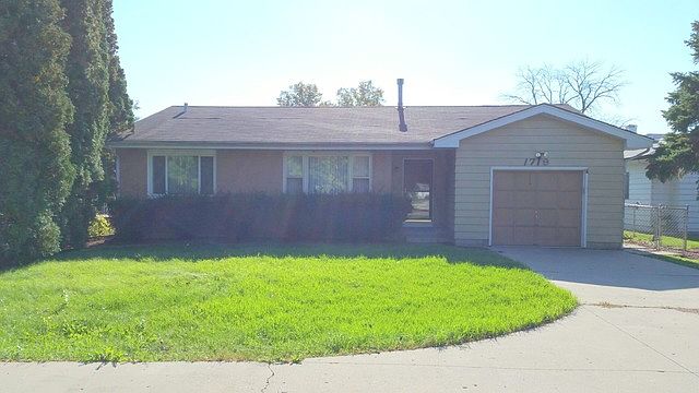 1st image of 1719 E Grand Ave