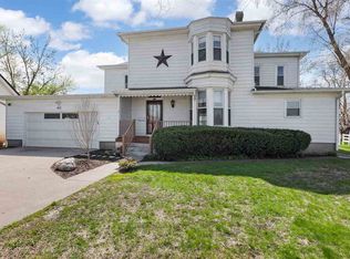 401 S Market St, Solon, IA 52333