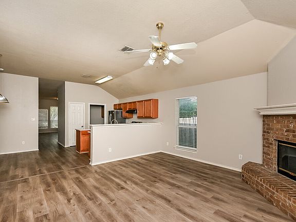 4th image of 9268 Saint Martin Rd