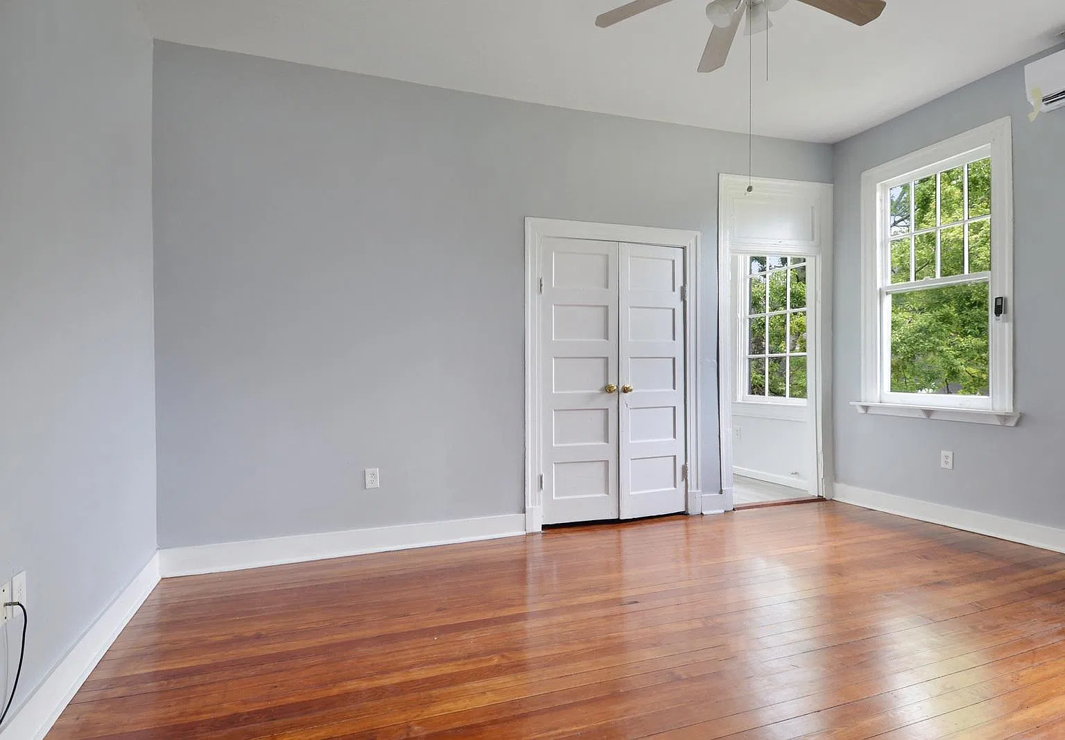 3413 Carondelet St — Photo 3