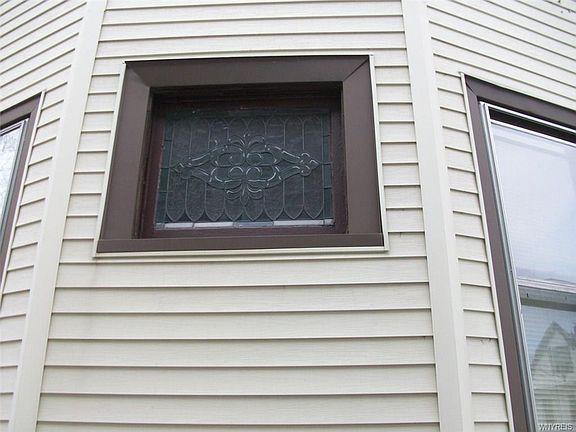 5th image of 33 Wildwood Pl
