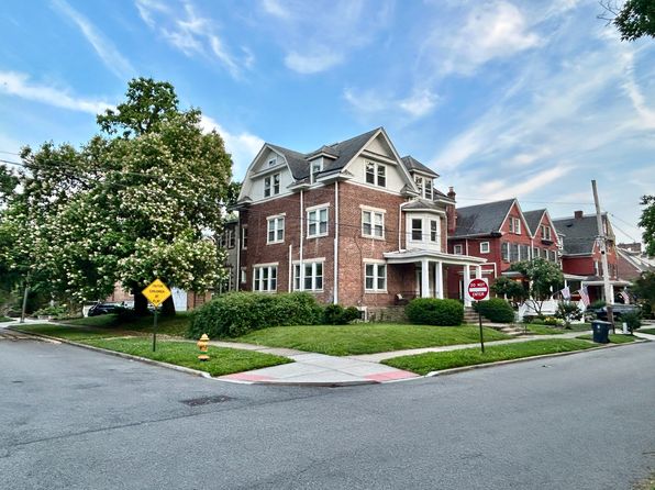 2010 Woodlawn Ave #4