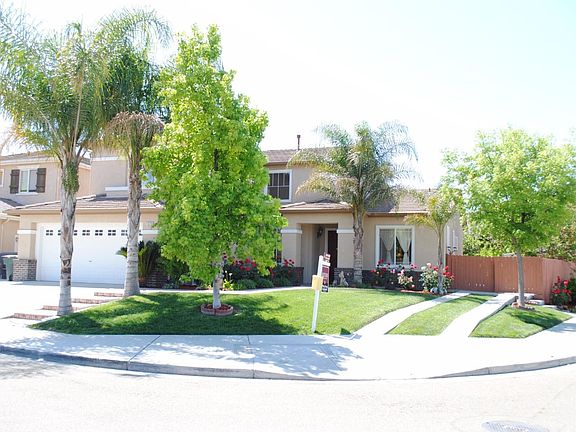 2nd image of 1323 Cochran Dr