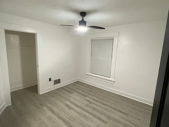 5th image of 1558 W 5th St