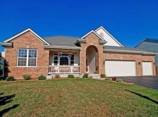 36292 N Yew Tree Dr, Lake Villa, IL 60046
