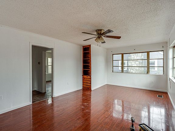 2nd image of 1007 Belmeade Ave
