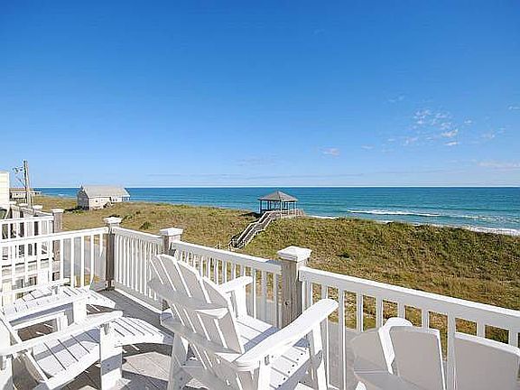 Main deck unobstructed views