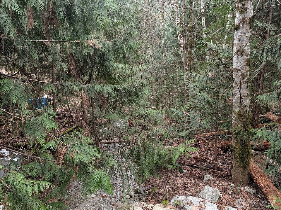 1st image of 64062 Cascade River RD