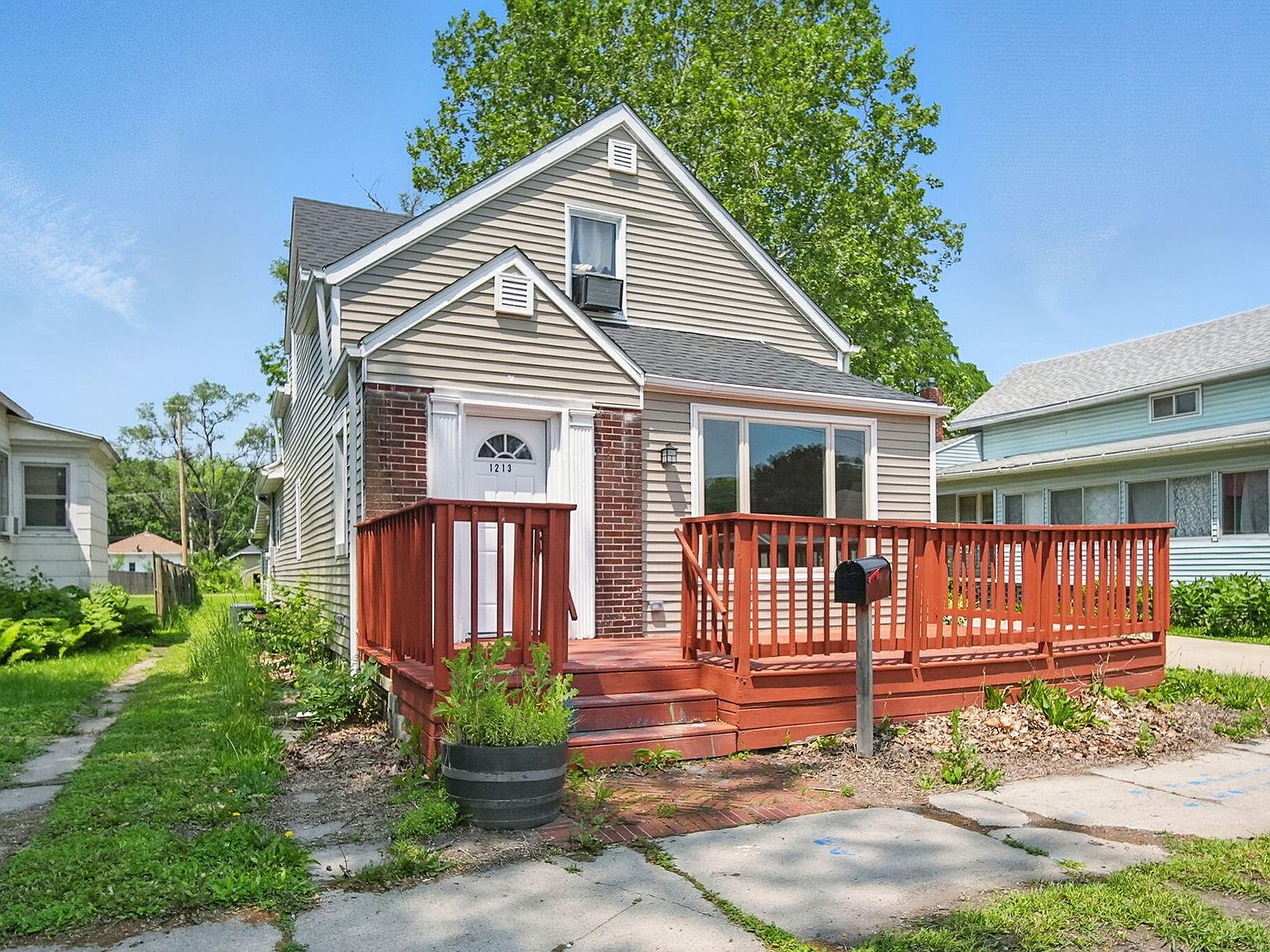 1213 Story St, Boone, IA 50036 | Zillow