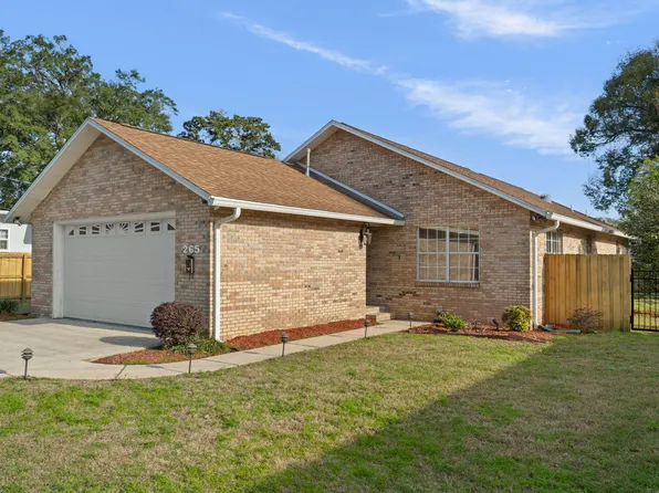 265 Washington Ave, Valparaiso, FL 32580