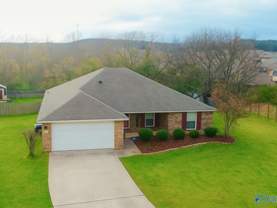 116 Burwell Spring Ln, Harvest, AL, 35749