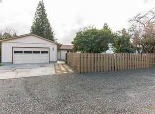 2980 SE Palmquist Rd, Gresham, OR 97080