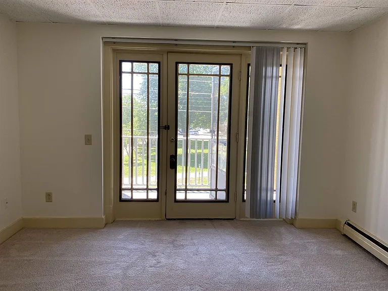 610 Union St #202 — Photo 28