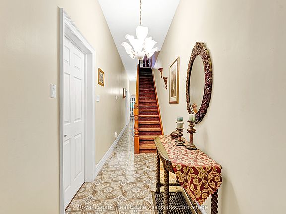 5th image of 101 Dovercourt Rd