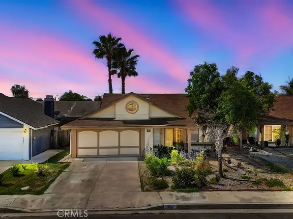 77 Bold Forbes Ct, Perris, CA 92571