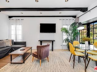 9622 Highland Gorge Dr, Beverly Hills, CA 90210