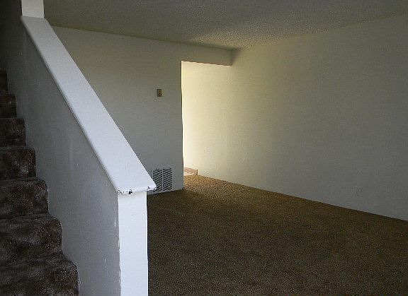 2nd image of 112 Skyline Dr #A