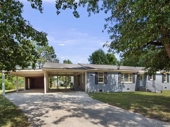 2201 Enloe St, Fayetteville, NC 28306