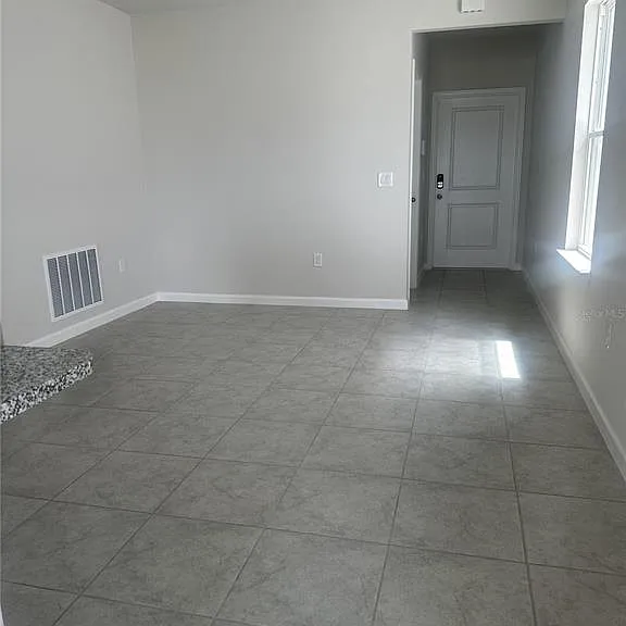 1588 Eucalyptus Way — Photo 2