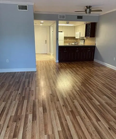 4570 Ringwood Mdw #2 — Photo 2