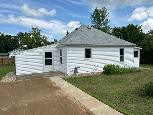 521 Long Prairie Rd SW, Staples, MN 56479