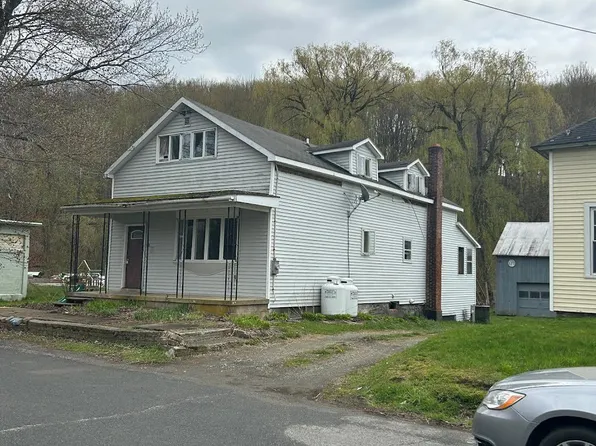 33 Barber Avenue, Greenwich, NY 12834