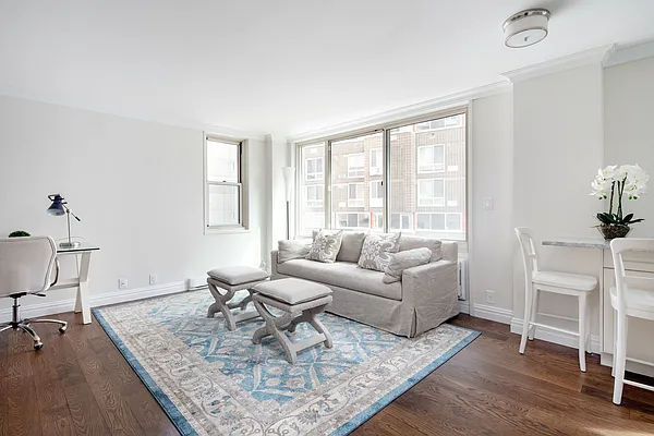 Sold by Compass | media 1