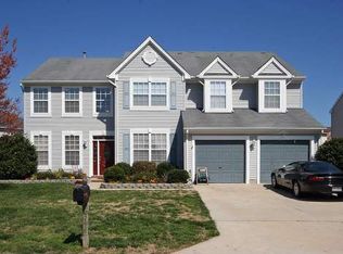 344 Big Pond Ln, Chesapeake, VA 23323